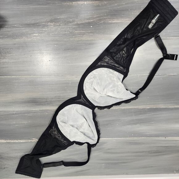 Torrid Full Coverage Unlined Bombshell Lace Straight Back Underwire Bra 46C - Picture 5 of 13